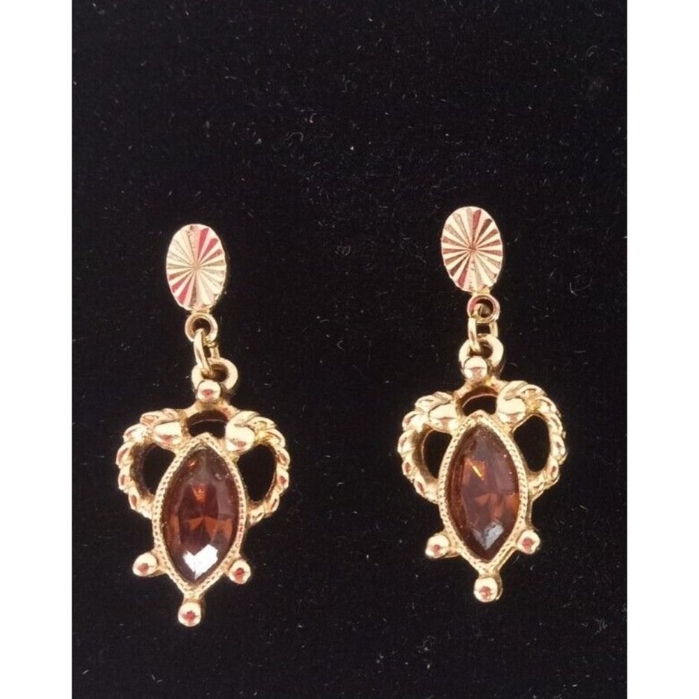 Avon Royal Occasion Gold Tone Pierced Dangle Drop Earrings Vintage